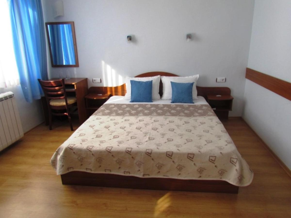 Boryka Family Hotel Asikoria Экстерьер фото
